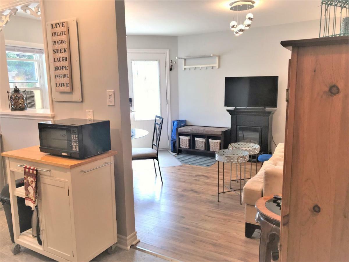 Carleton Place Downtown Bridge Street Two Bedroom Apartment Retreat Dış mekan fotoğraf